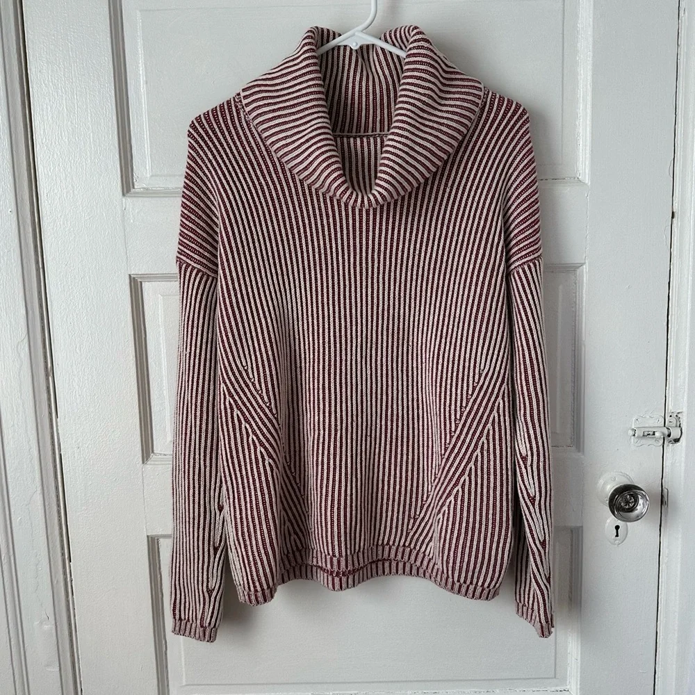 3/$20 💥 Rachel Zoe Burgundy‎ Chunky Ribbed Knit Cowl Neck Sweater Cotton Blend